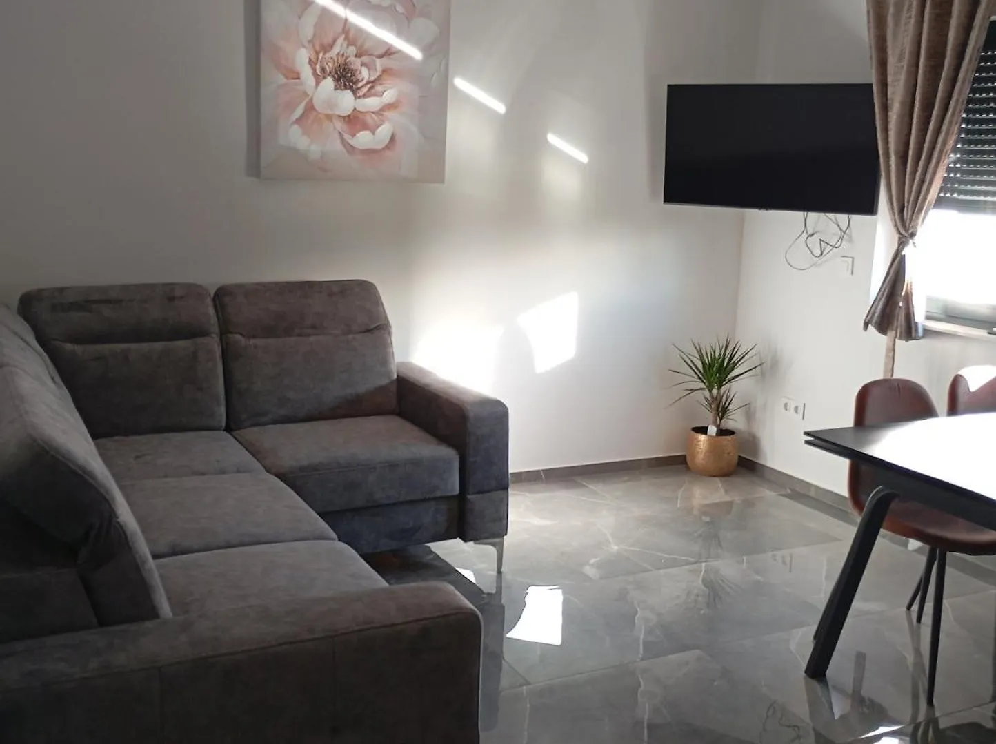 Apartmani Duba Zadar 0*,
