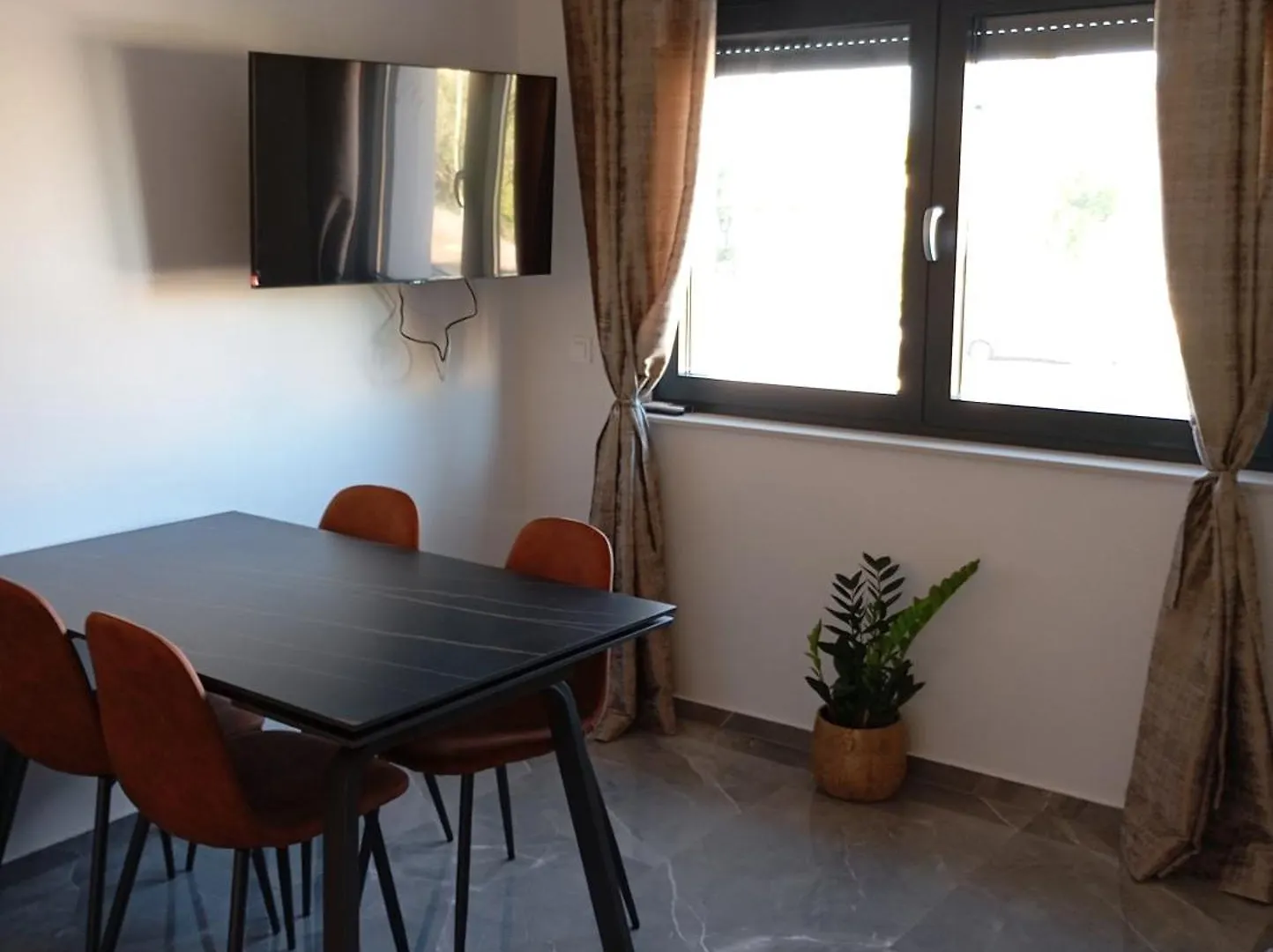 Apartmani Duba Zadar